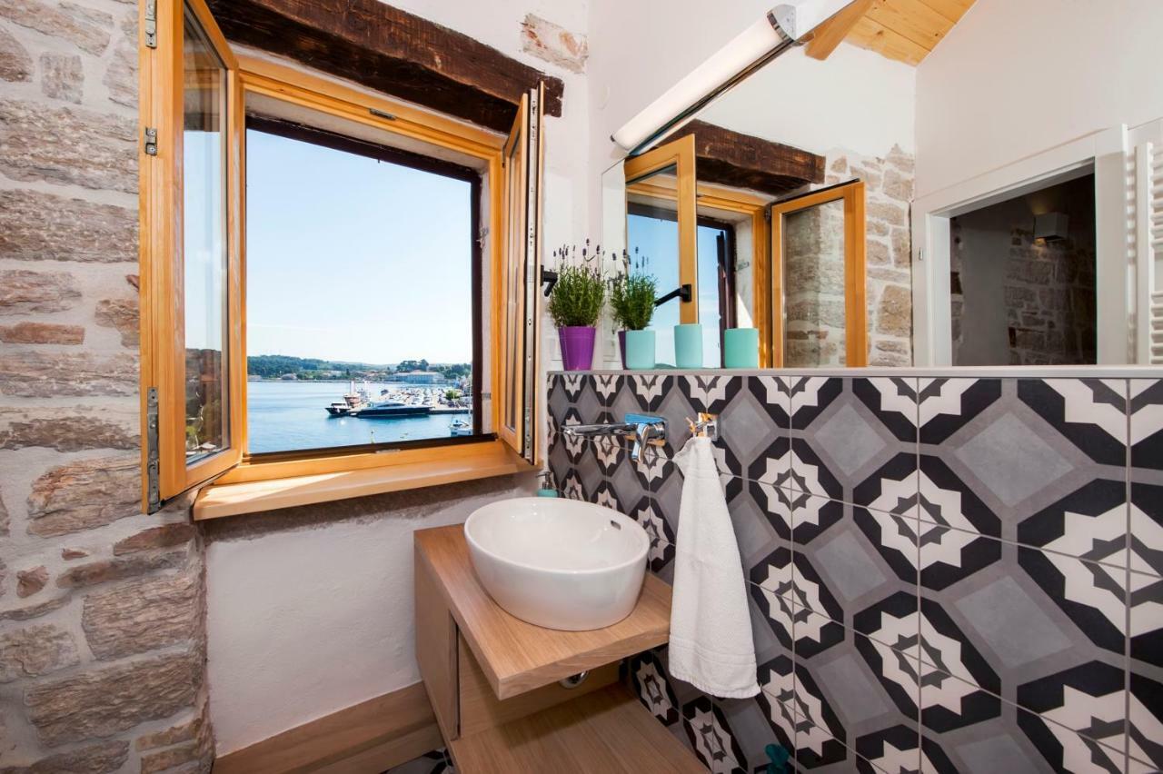 Apartman First Row To The Sea